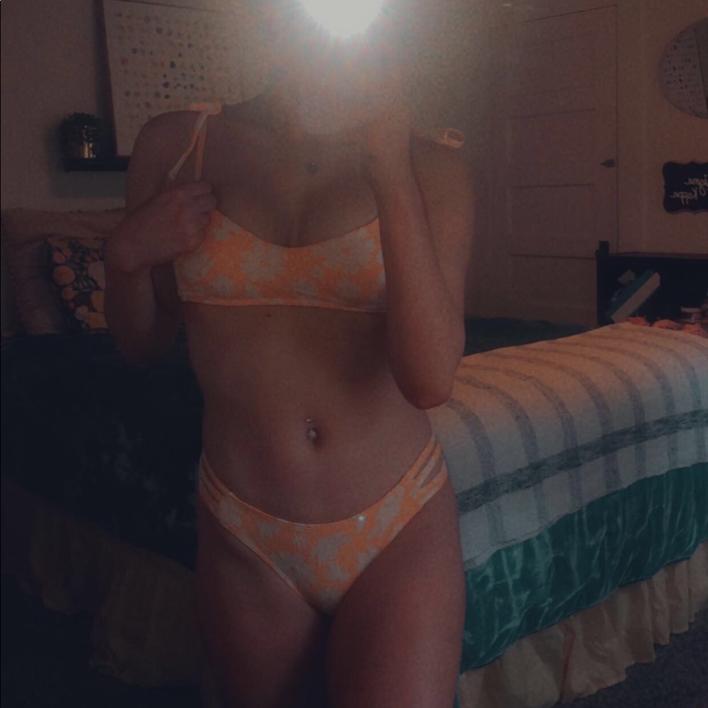 Target brand xhilaration bikini set!!